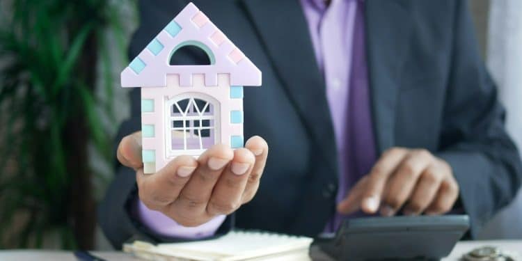 Strategies to Cut Costs Amid the High Cost of Living- Hendersonville Online