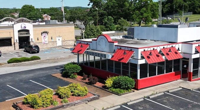 Goodbye to a Hendersonville Classic: Krystal’s Says Farewell